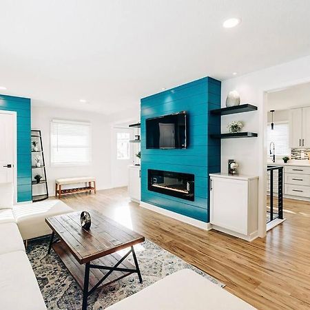 Beautiful Luxury Home Freshly Renovated With Big Yard, Seating & Grill Pad Cottage Grove Extérieur photo